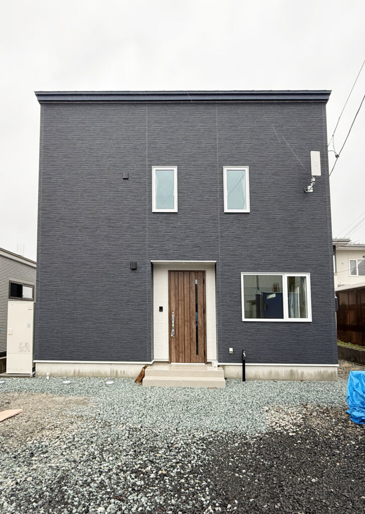 新築外観正面　コミコミパックアクシス山形市| バリューハウス